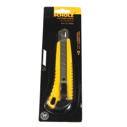 Фото - Нiж трафарет.,+2леза 18мм,автофікс.,метал.напр., 4502, SOZ 1977