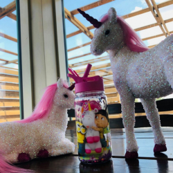 Фото - Пляшка  для води YES з блискітками 'Minion Fluffy', 280 мл 46823